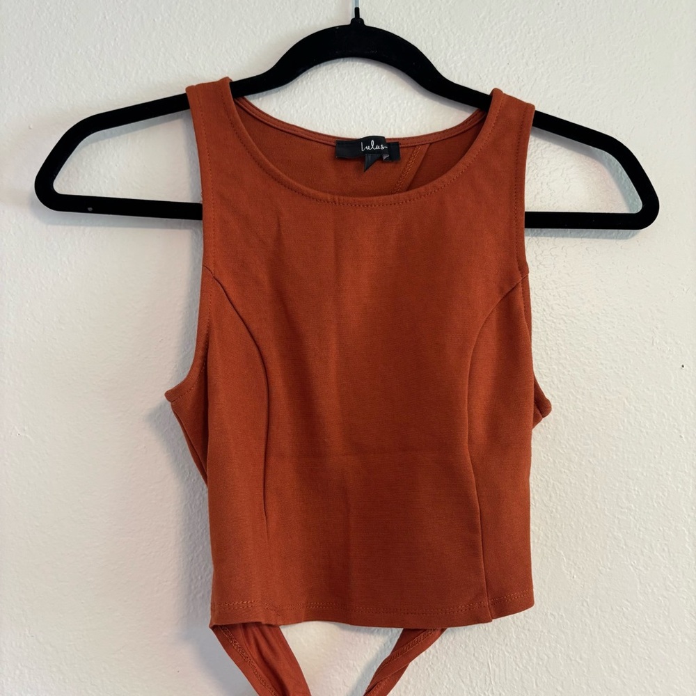 Lulus Open back tank top